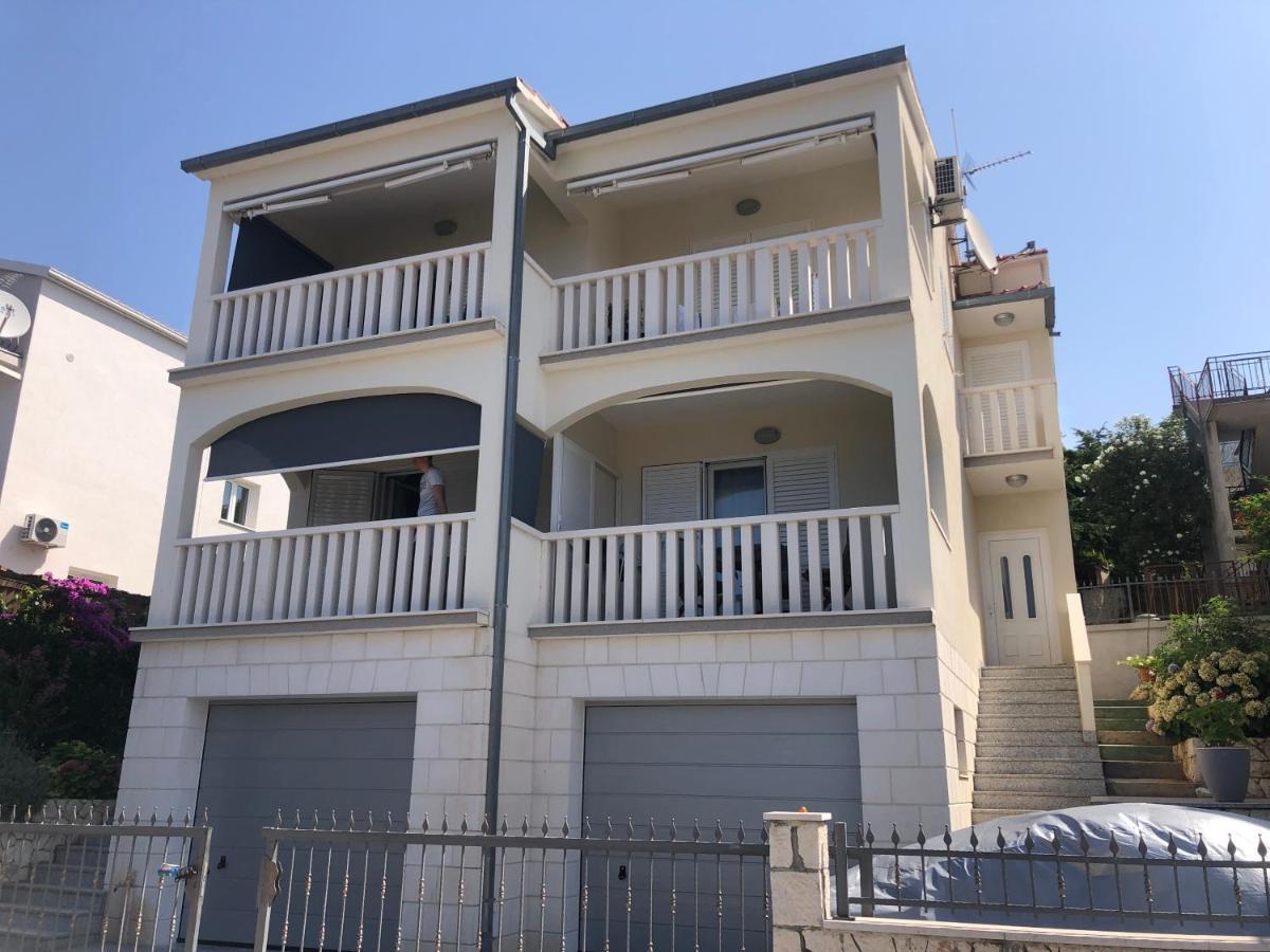 Apartments Sandra روغوزنيكا المظهر الخارجي الصورة