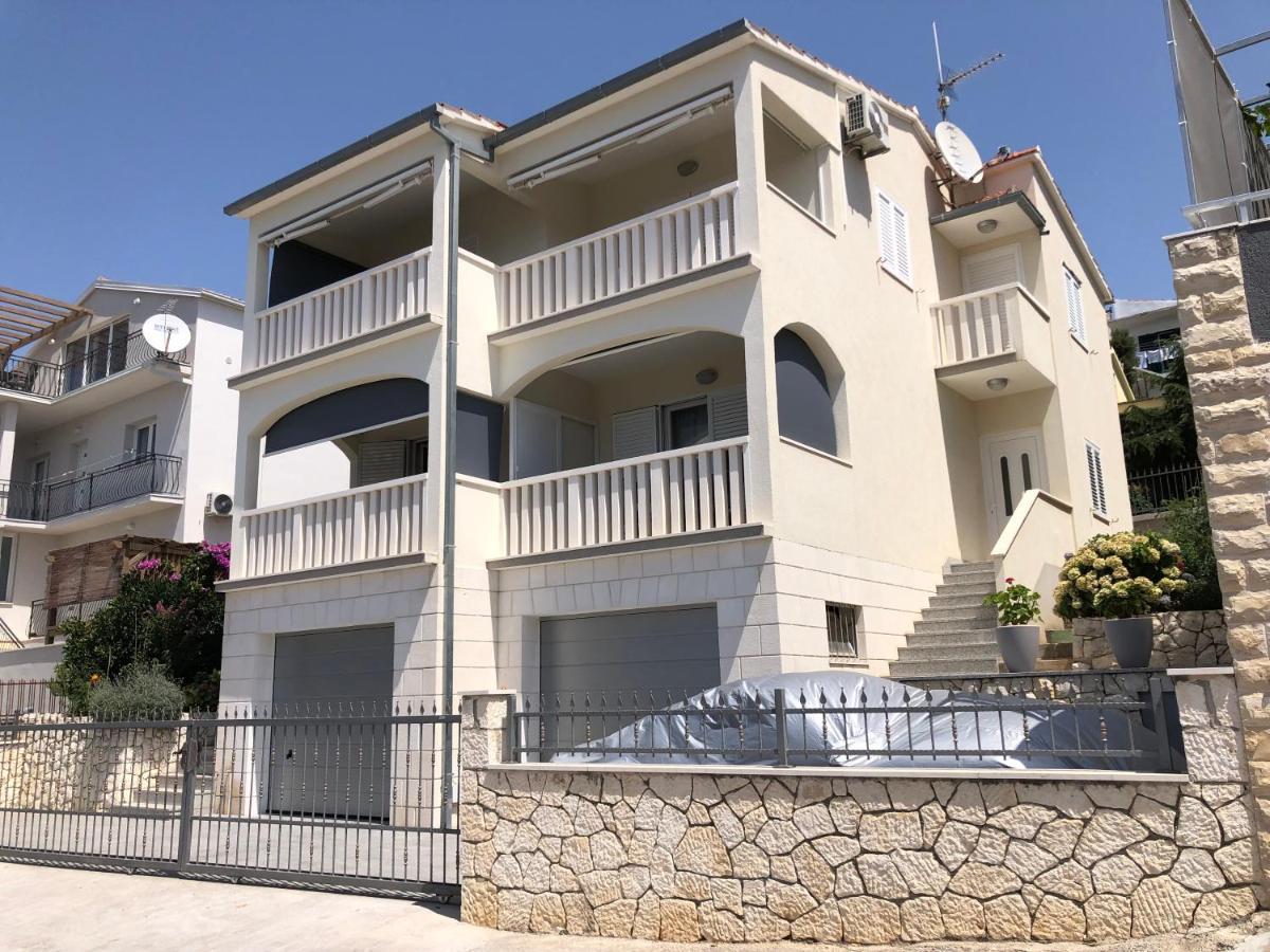 Apartments Sandra روغوزنيكا المظهر الخارجي الصورة